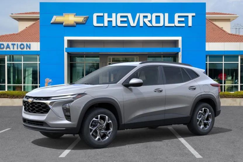 2026 Chevrolet Trax LT photo 1