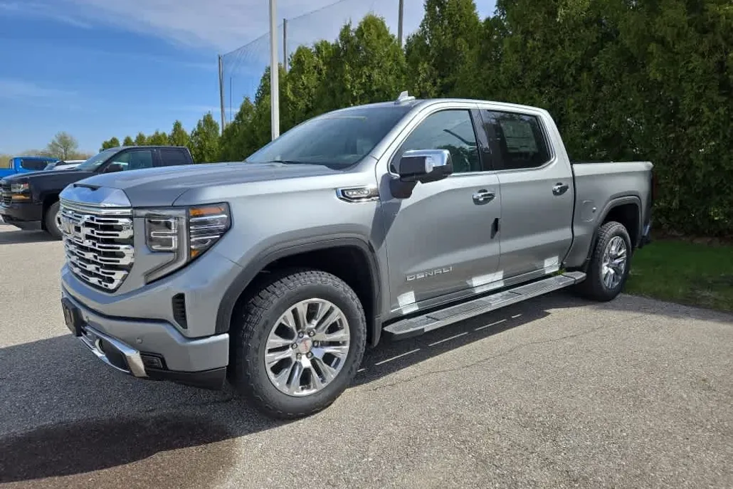 2025 Gmc Sierra 1500 Denali photo 1