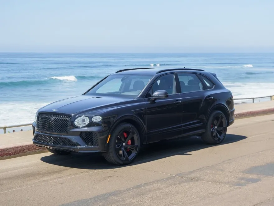 2025 Bentley Bentayga V8 photo 1
