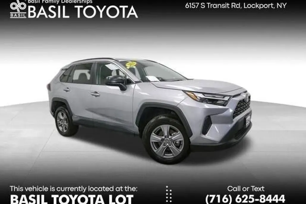 2025 Toyota RAV4 Hybrid LE photo 1