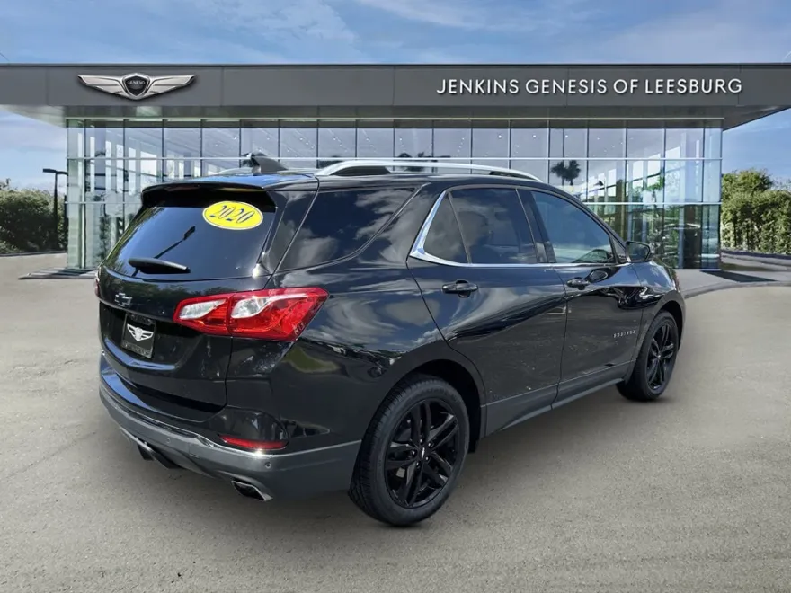2020 Chevrolet Equinox LT photo 1