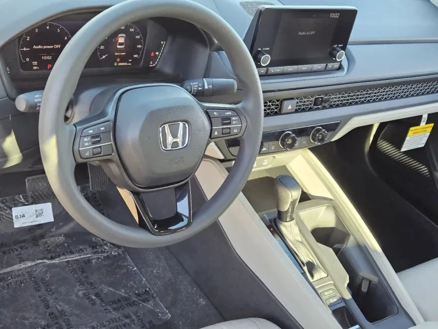 2025 Honda Accord LX photo 1