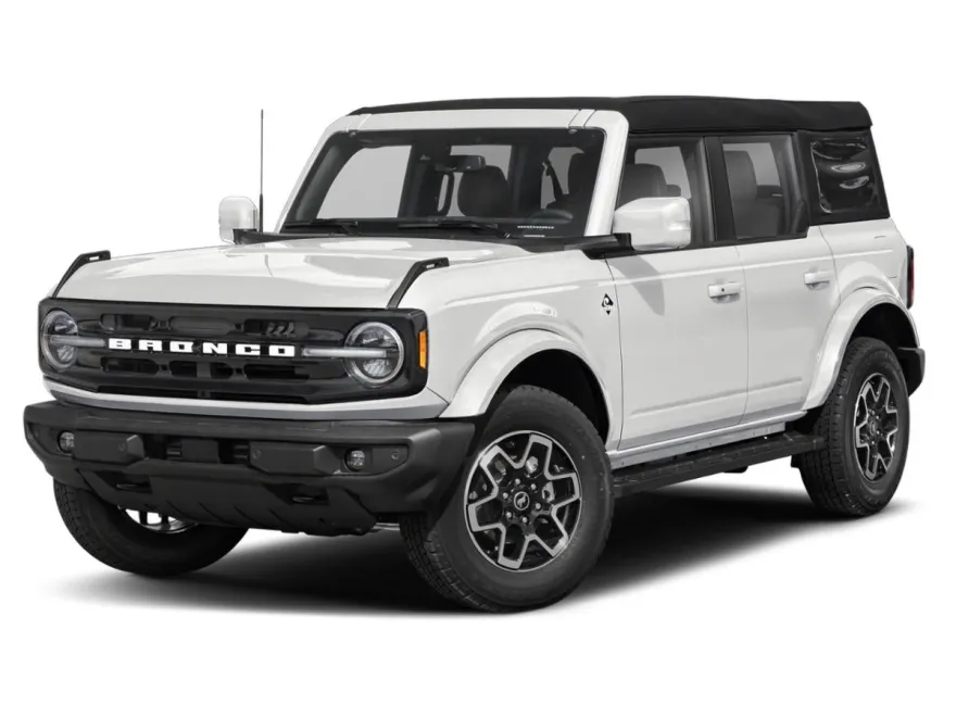 2025 Ford Bronco Outer Banks photo 1