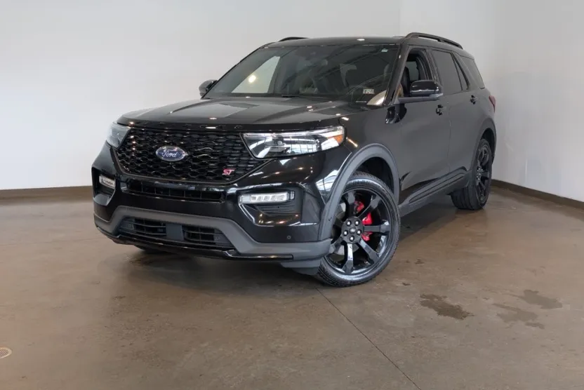 2021 Ford Explorer ST photo 1