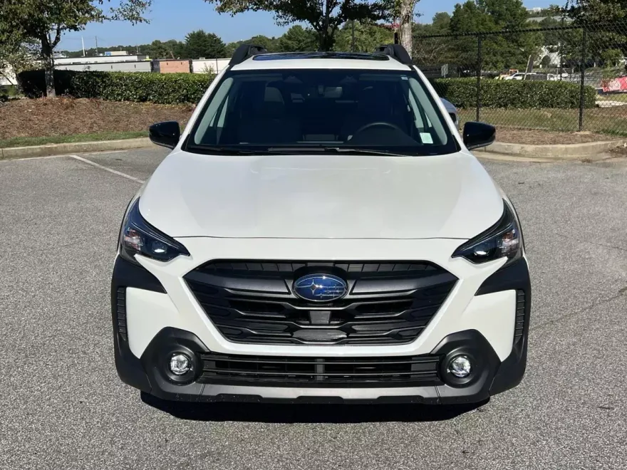 2025 Subaru Outback Premium photo 1