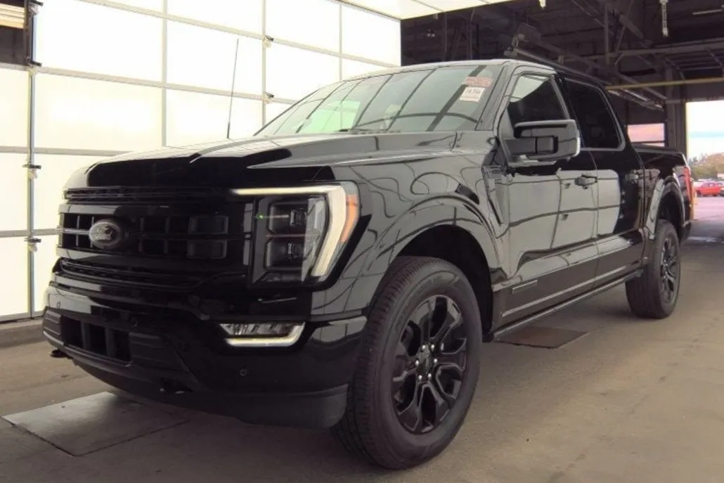 2023 Ford F-150 XLT photo 1