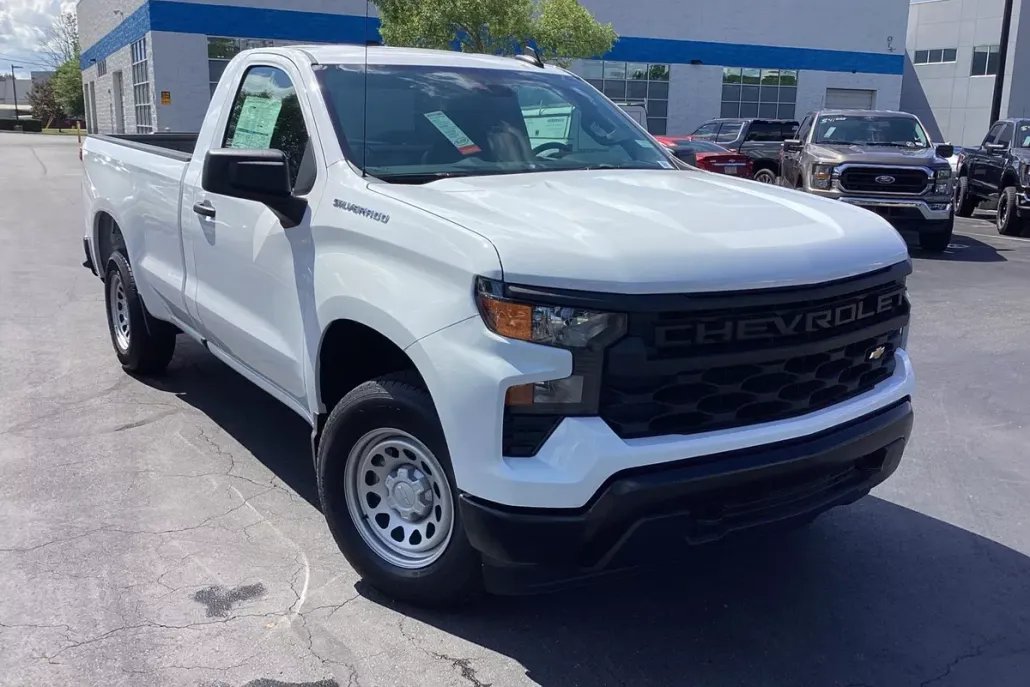 2025 Chevrolet Silverado 1500 photo 1