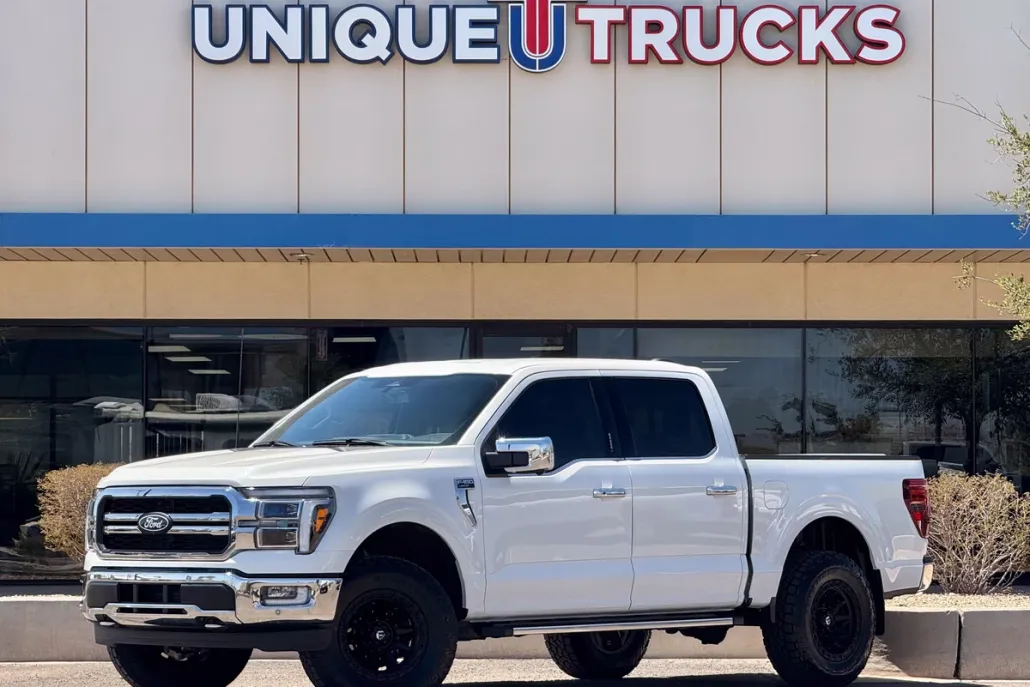 2024 Ford F-150 Lariat photo 1