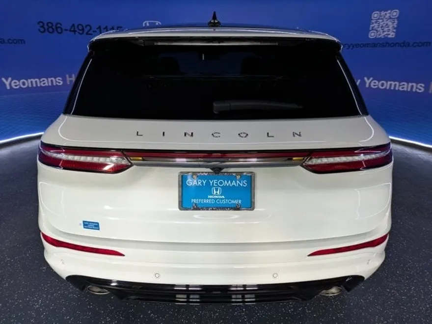 2023 Lincoln Corsair Standard photo 1