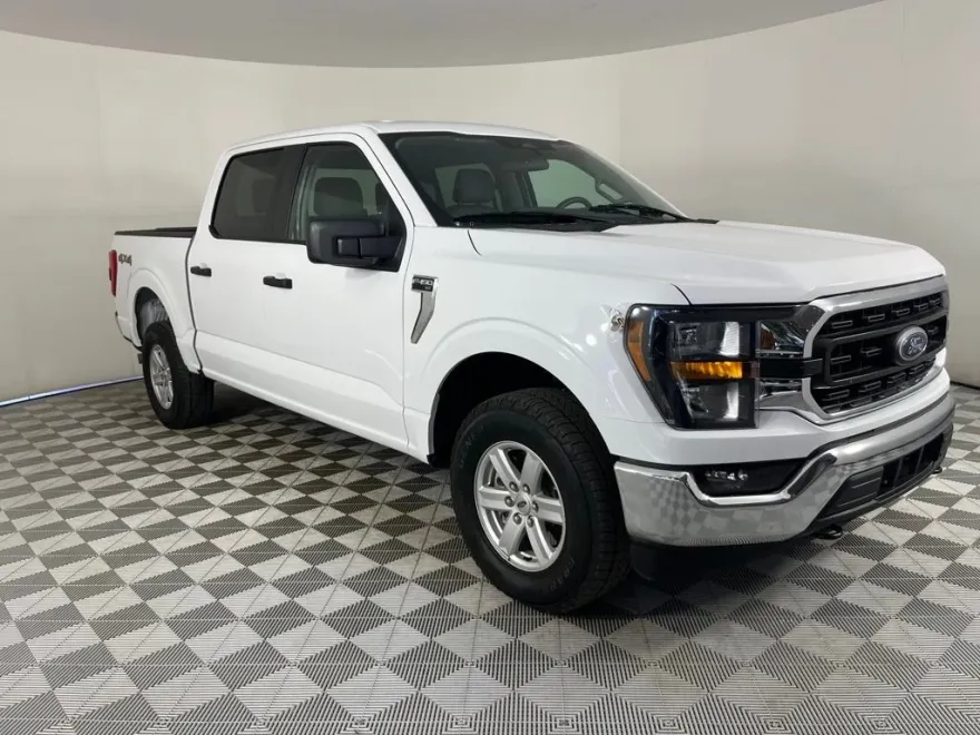 2023 Ford F-150 XLT photo 1