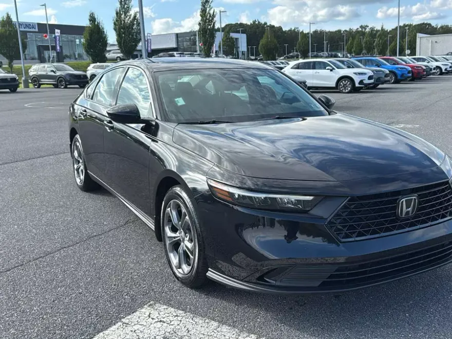 2023 Honda Accord EX photo 1