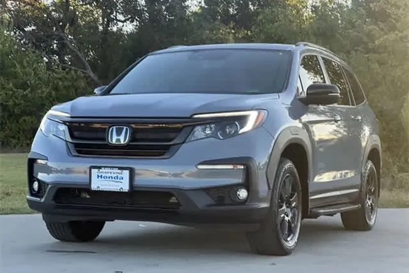 2022 Honda Pilot TrailSport photo 1