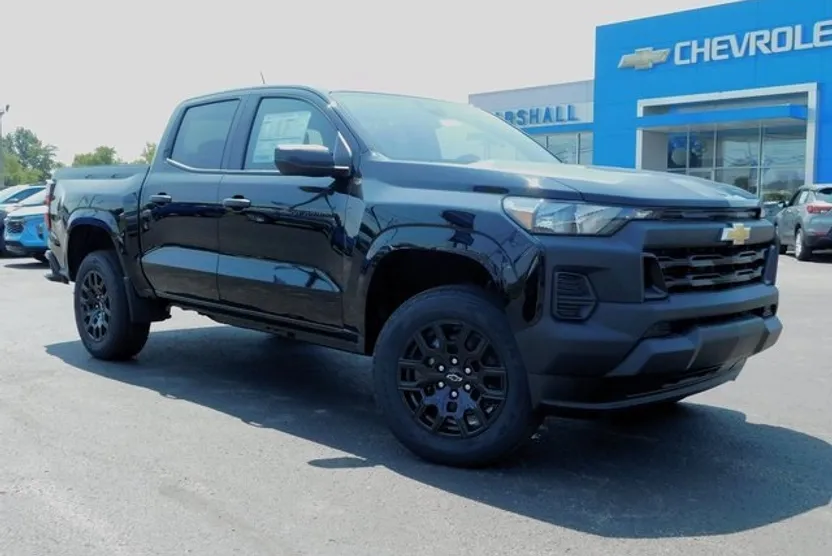 2026 Chevrolet Colorado Work Truck photo 1