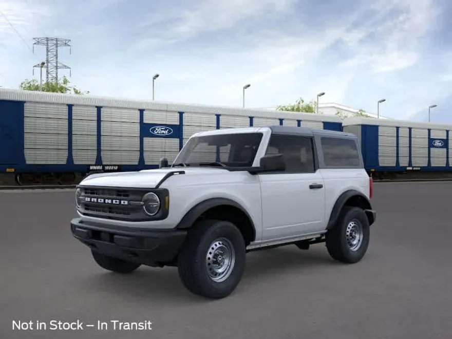 2025 Ford Bronco Base photo 1