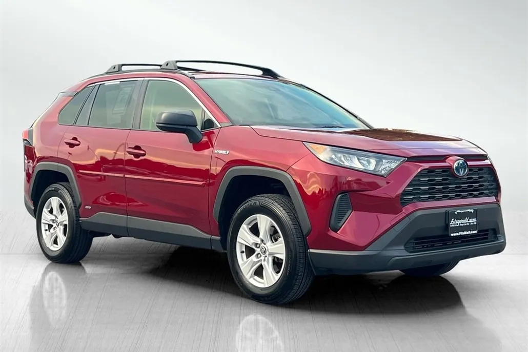 2021 Toyota RAV4 Hybrid LE photo 1