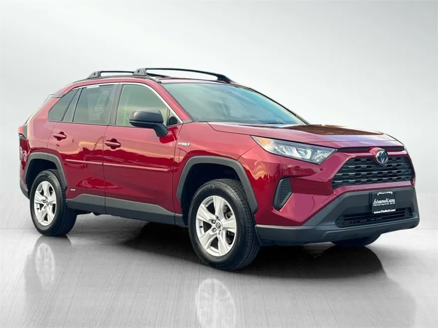 2021 Toyota RAV4 Hybrid LE photo 1