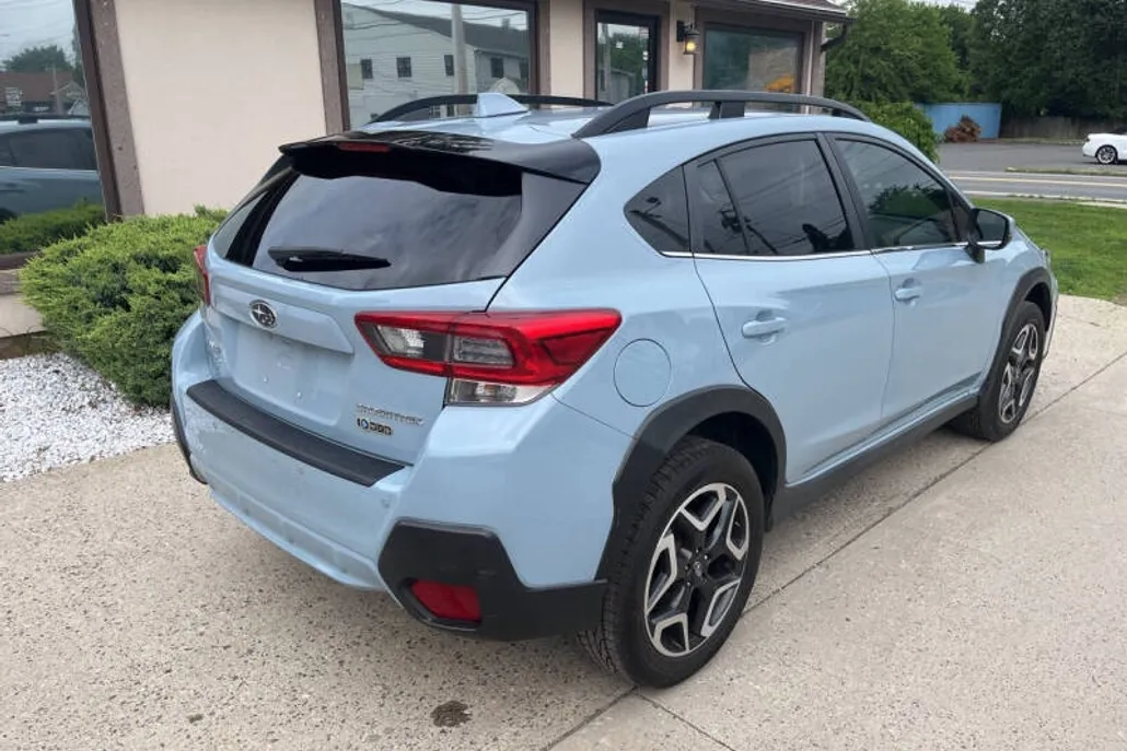 2020 Subaru Crosstrek Limited photo 1