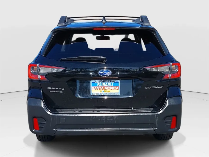 2022 Subaru Outback Premium photo 1
