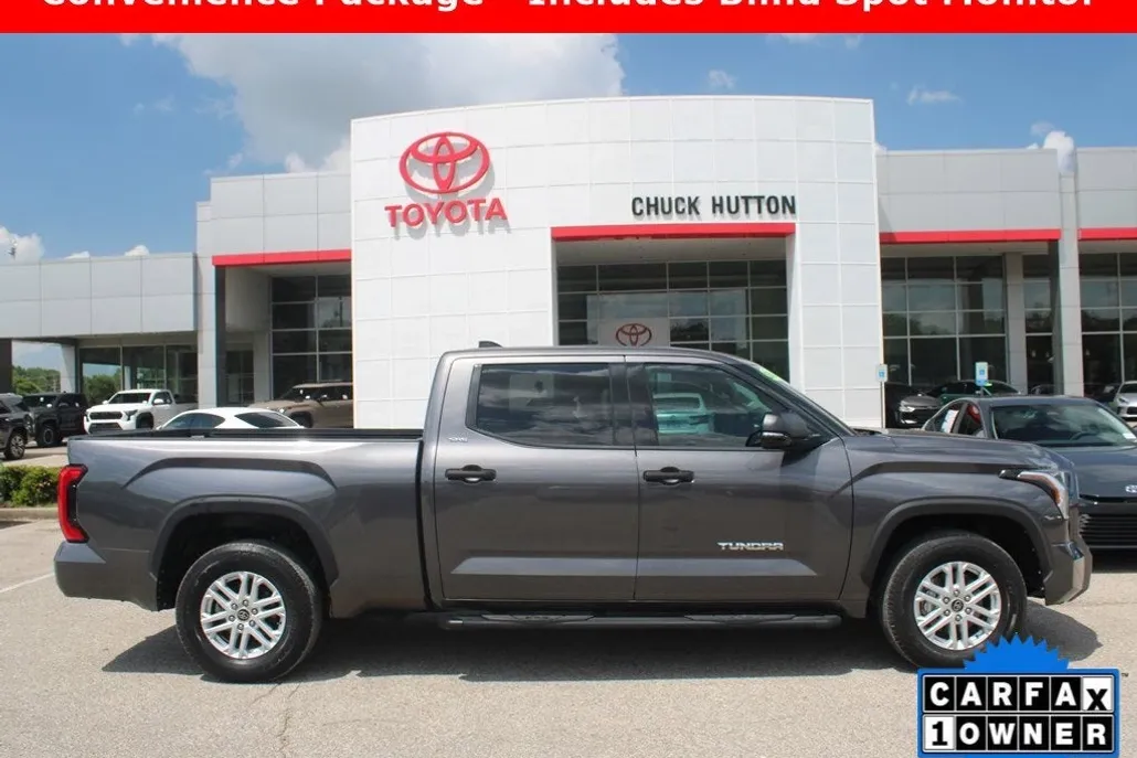 2022 Toyota Tundra SR5 photo 1