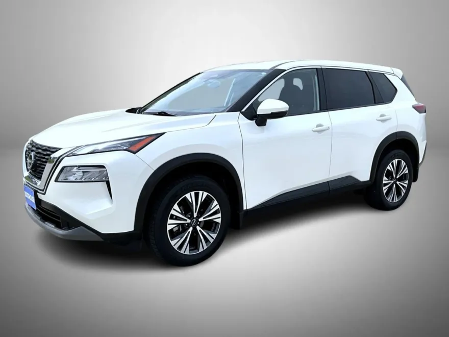 2022 Nissan Rogue SV photo 1