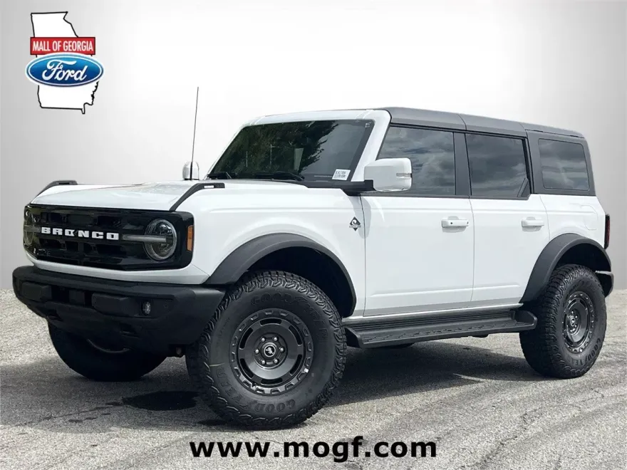 2025 Ford Bronco Outer Banks photo 1