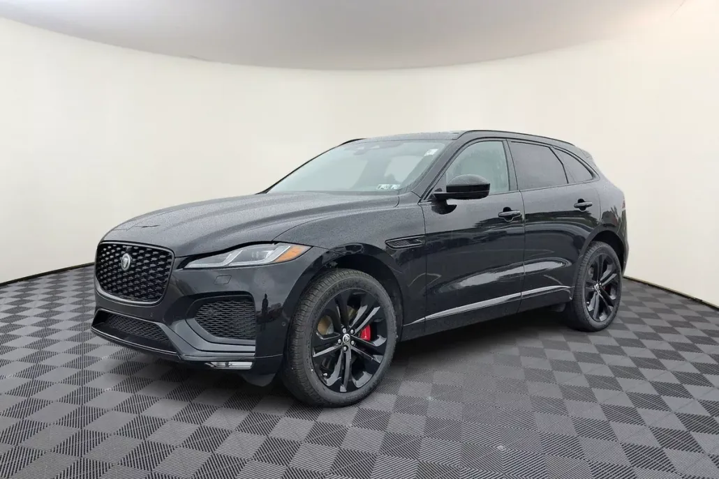 2026 Jaguar F-PACE P400 R-Dynamic S photo 1