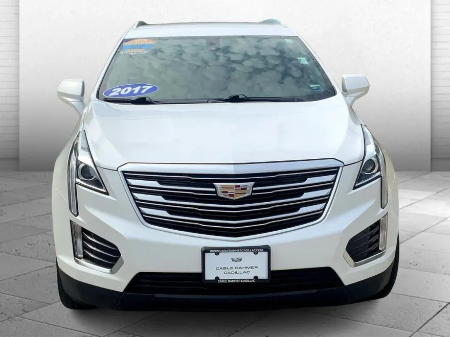 2017 Cadillac XT5 Base photo 1