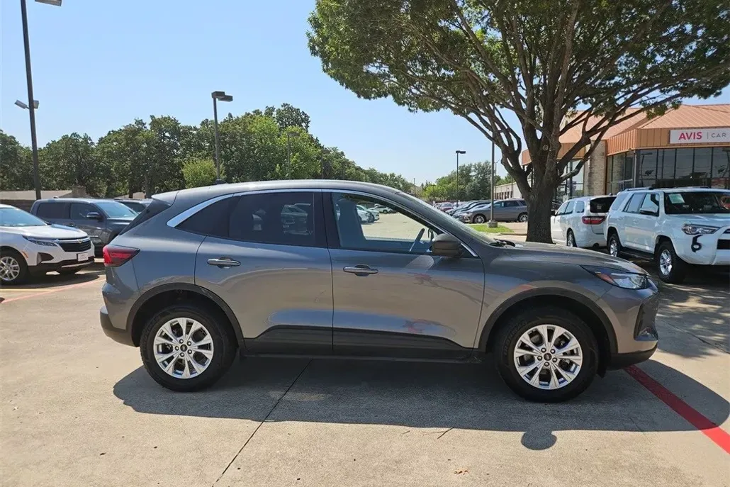 2024 Ford Escape Active photo 1