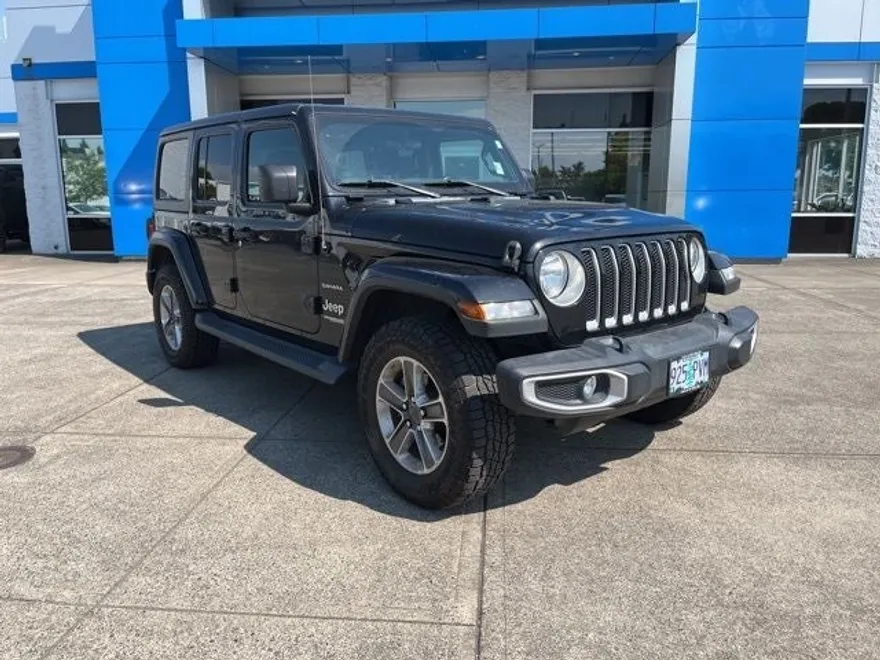 2021 Jeep Wrangler Unlimited Sahara photo 1