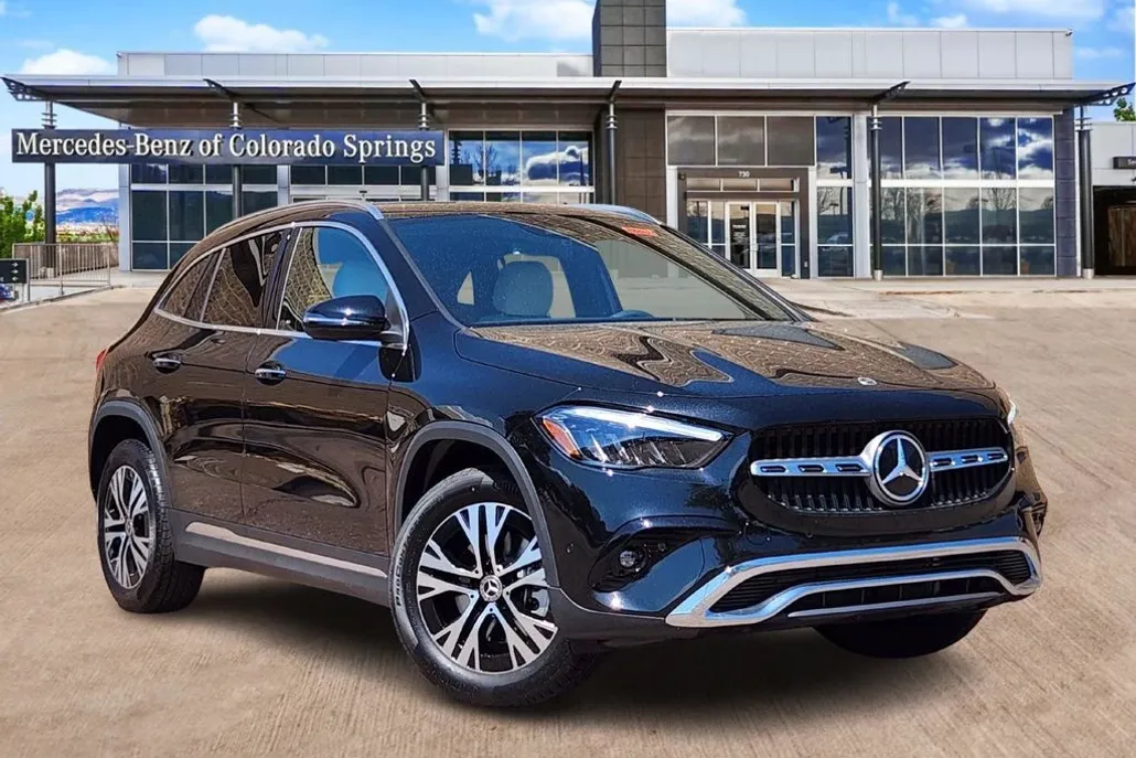 2026 Mercedes Benz GLA 250 4MATIC photo 1