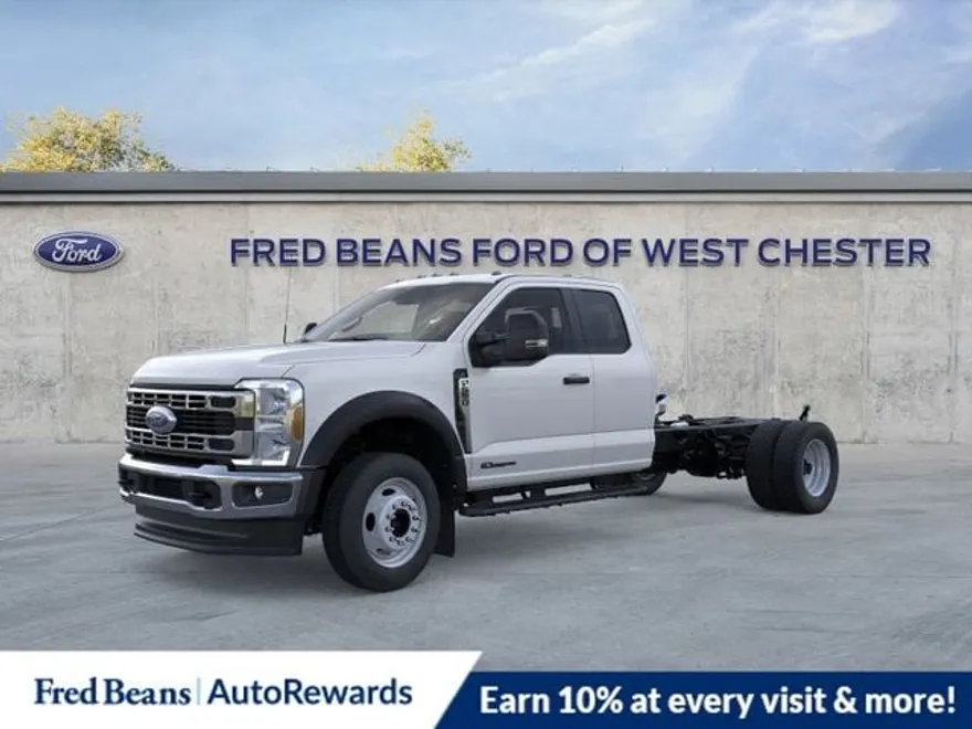 2025 Ford F-550 XL photo 1