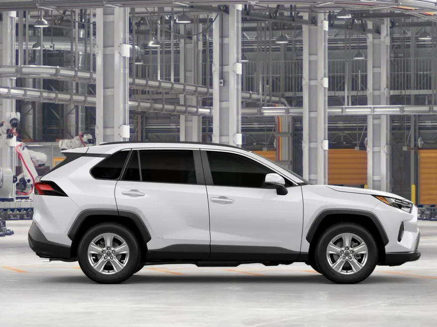 2025 Toyota RAV4 Hybrid XLE photo 1