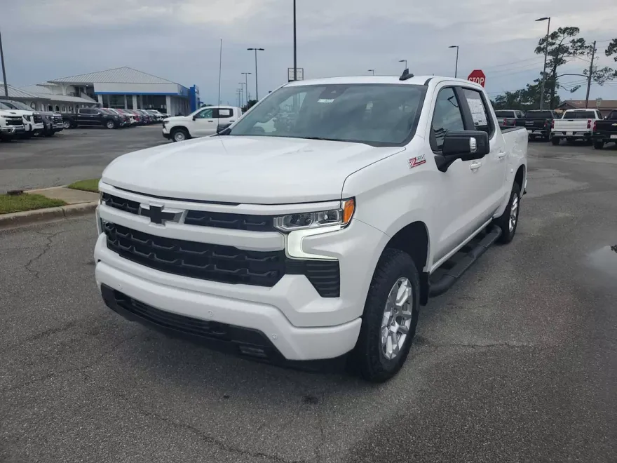 2025 Chevrolet Silverado 1500 RST photo 1