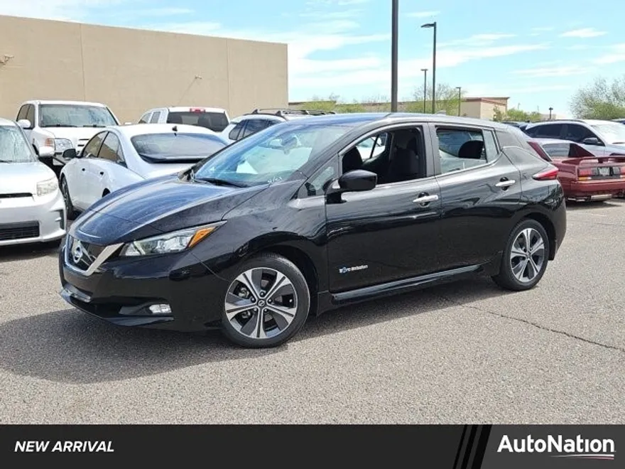 2019 Nissan Leaf SV photo 1