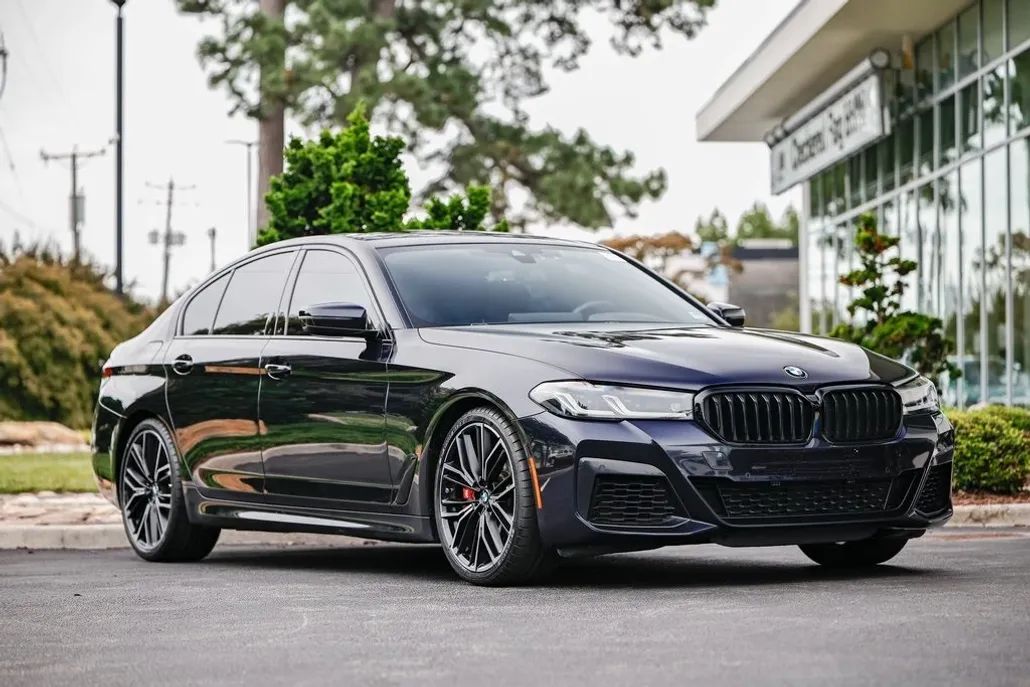 2023 Bmw M550i xDrive photo 1