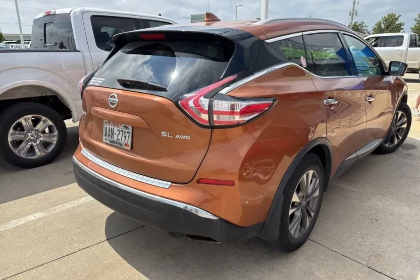 2017 Nissan Murano SL photo 1