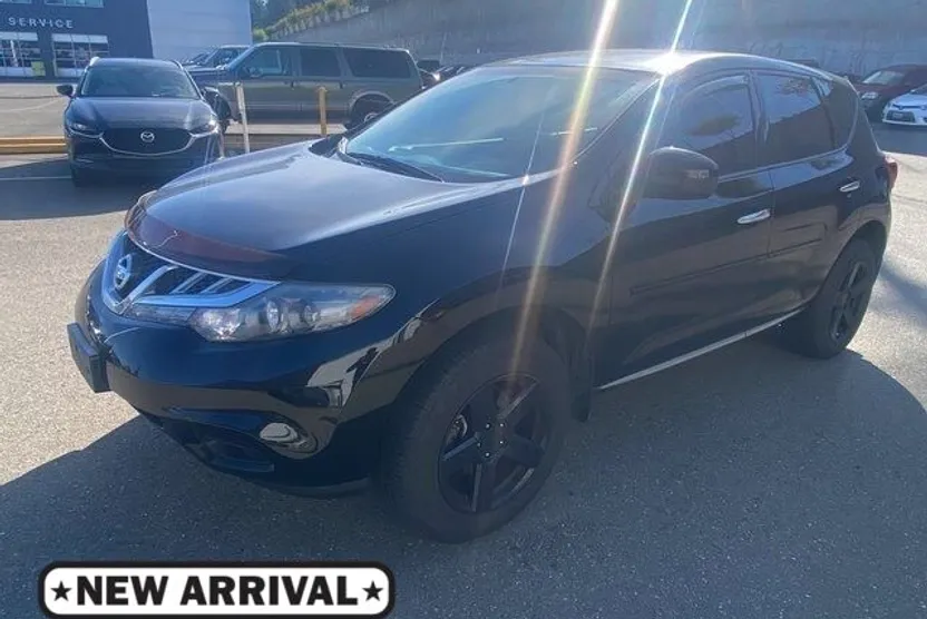 2013 Nissan Murano S photo 1