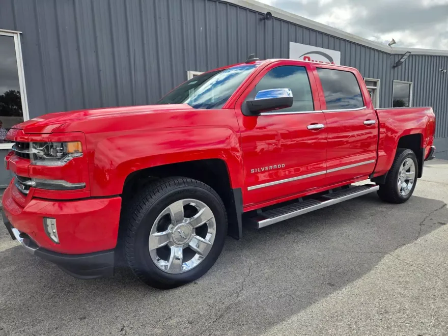 2017 Chevrolet Silverado 1500 Z71 LTZ photo 1