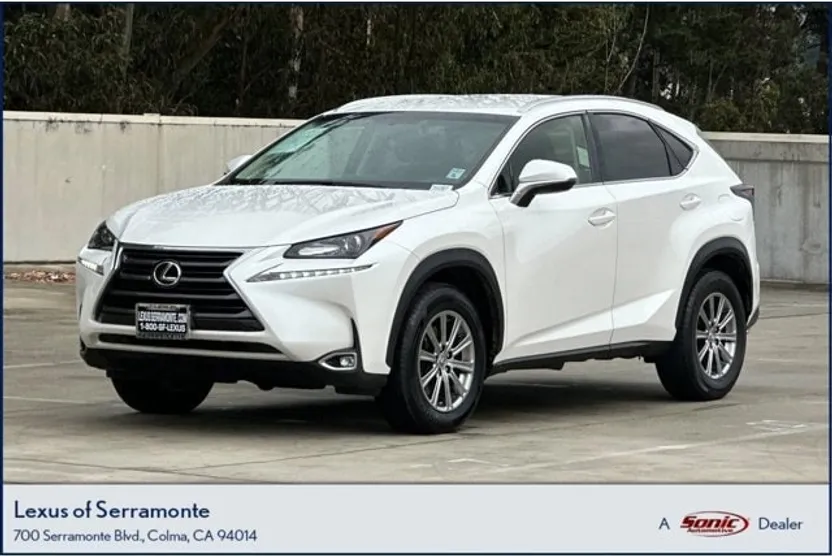 2017 Lexus NX 200t Luxury photo 1