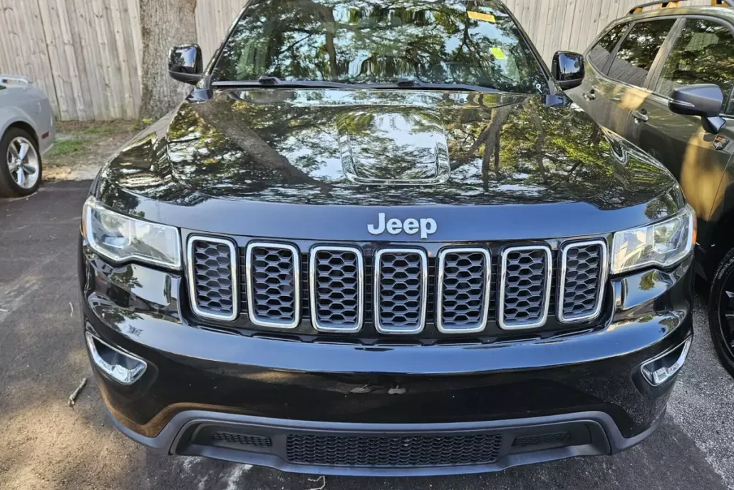 2021 Jeep Grand Cherokee Laredo E photo 1