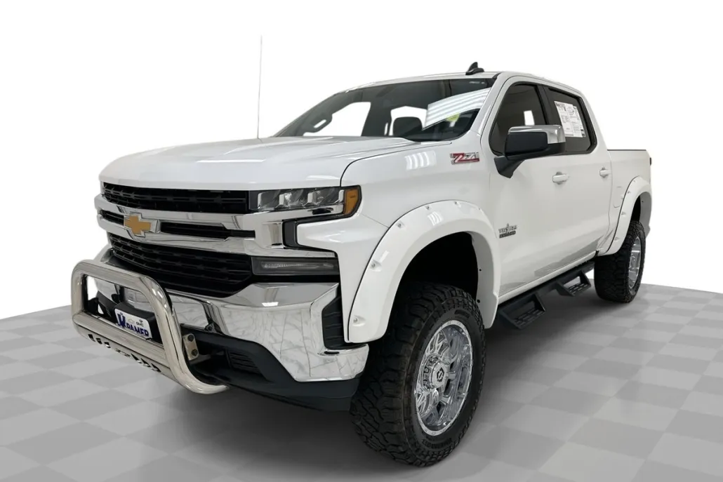 2022 Chevrolet Silverado 1500 LT photo 1