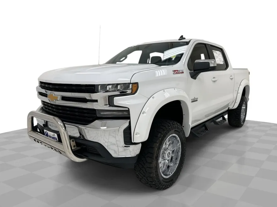 2022 Chevrolet Silverado 1500 LT photo 1