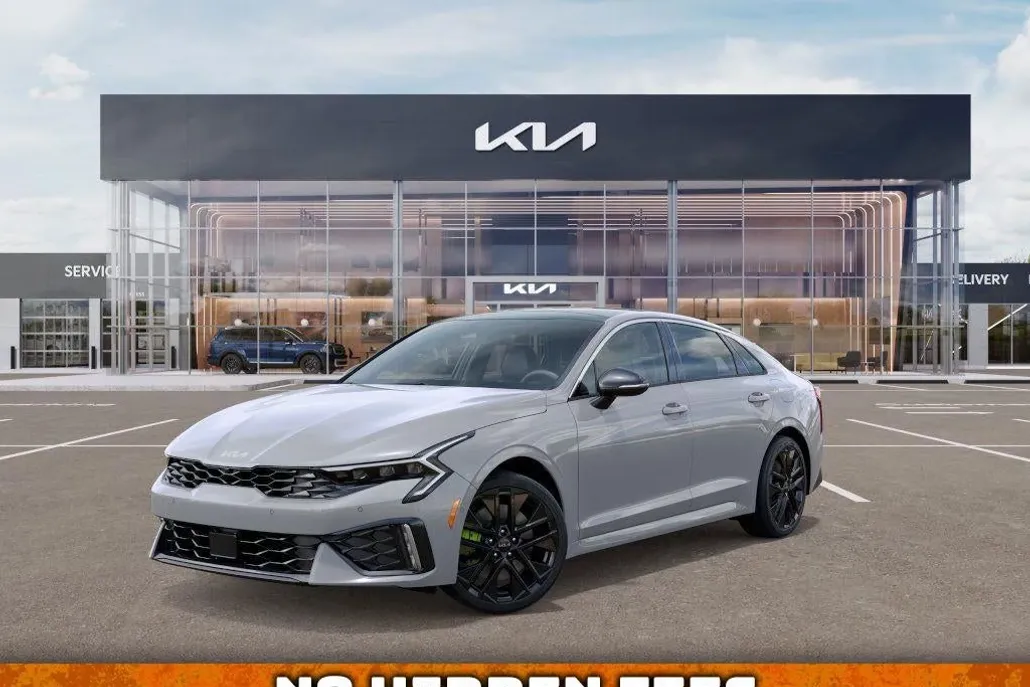 2026 Kia K5 GT photo 1