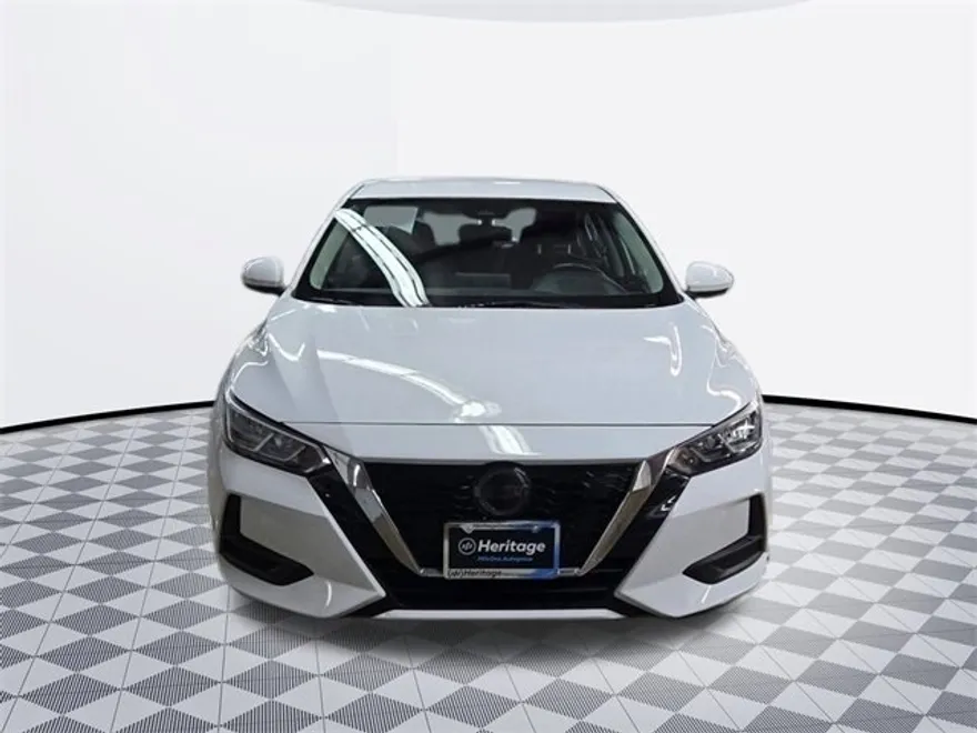 2021 Nissan Sentra SV photo 1