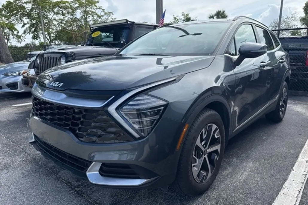 2024 Kia Sportage Hybrid EX photo 1