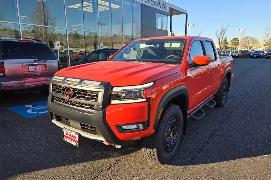 2025 Nissan Frontier PRO-4X photo 1