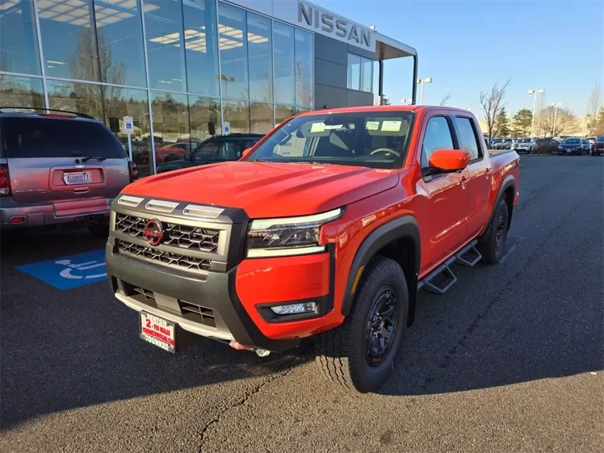 2025 Nissan Frontier PRO-4X photo 1