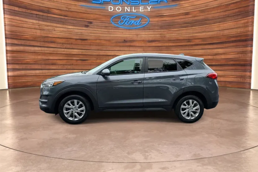 2021 Hyundai Tucson SE photo 1