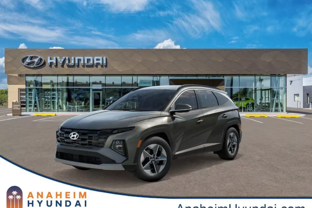 2025 Hyundai Tucson SEL photo 1