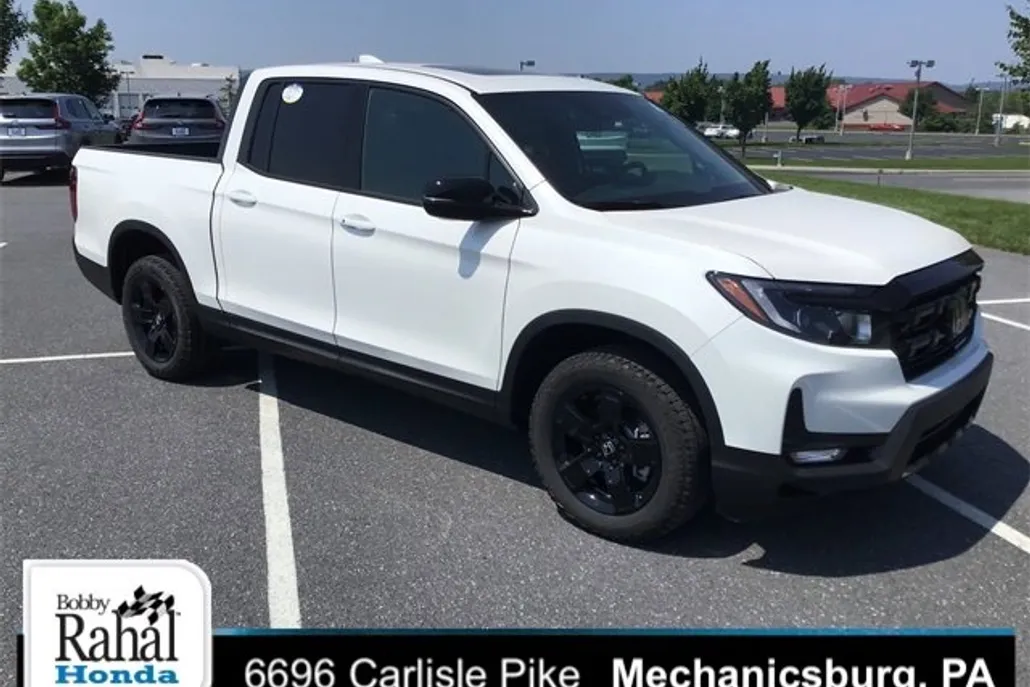 2025 Honda Ridgeline Black Edition photo 1